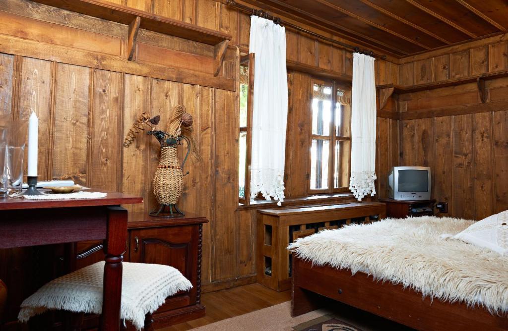 Zheravna Ecohouse Hotel Exterior photo