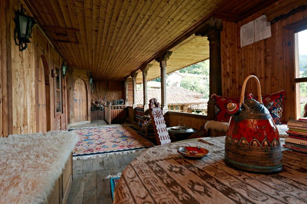 Zheravna Ecohouse Hotel Exterior photo