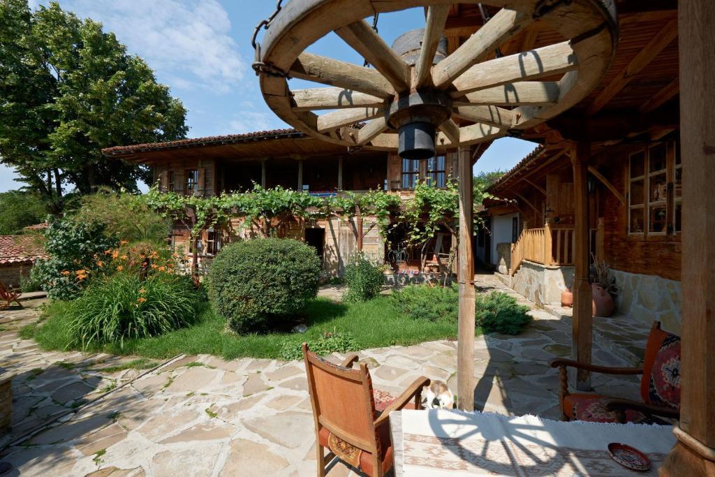 Zheravna Ecohouse Hotel Exterior photo